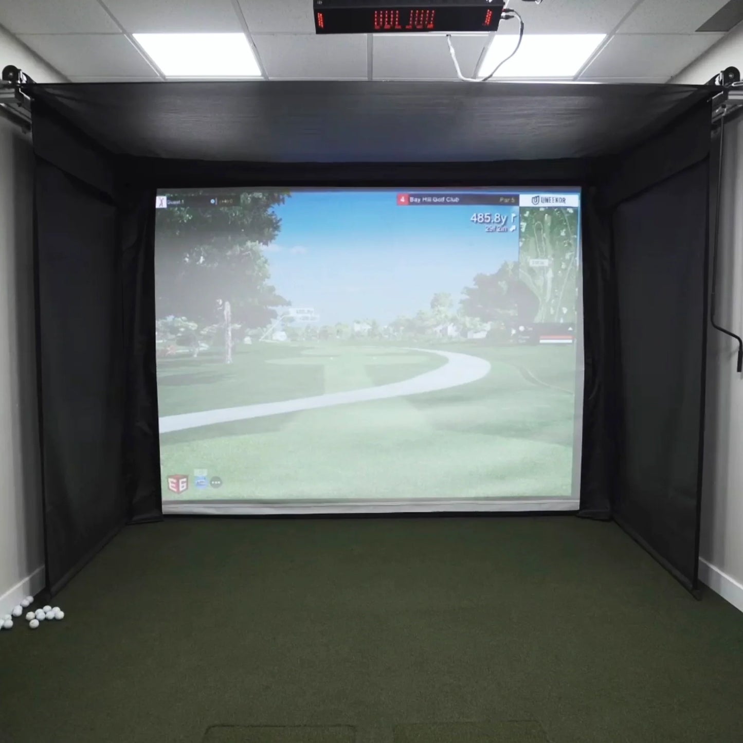 SportScreen Vanish Retractable Golf Enclosure