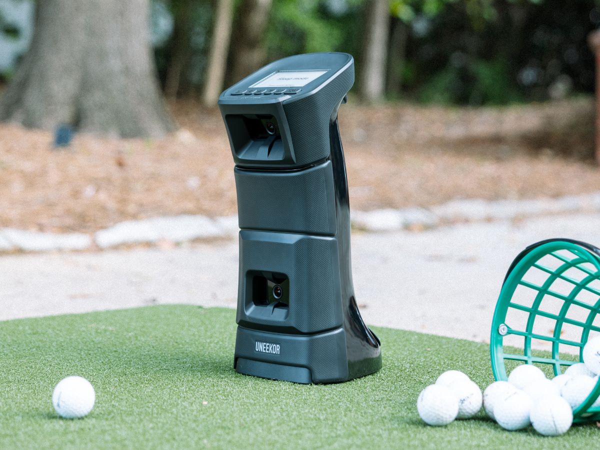 Uneekor EYE MINI Launch Monitor